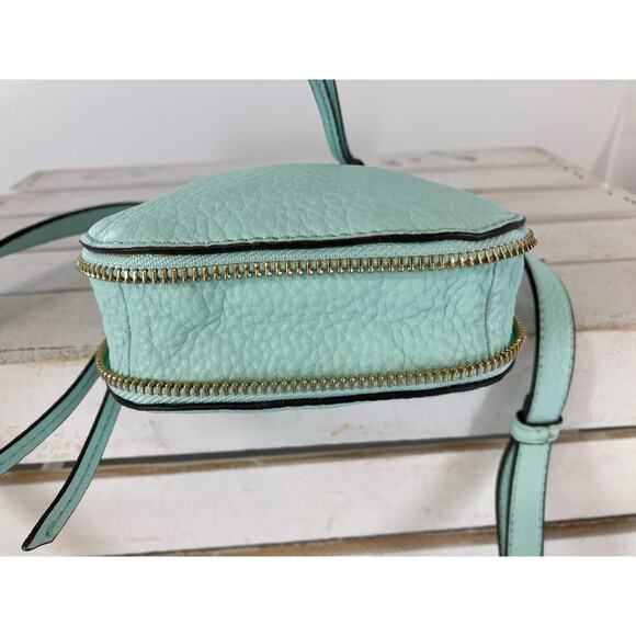 VINCE CAMUTO SMALL MINT GREEN PEBBLED LEATHER CROSSBODY BAG - Picture 7 of 13